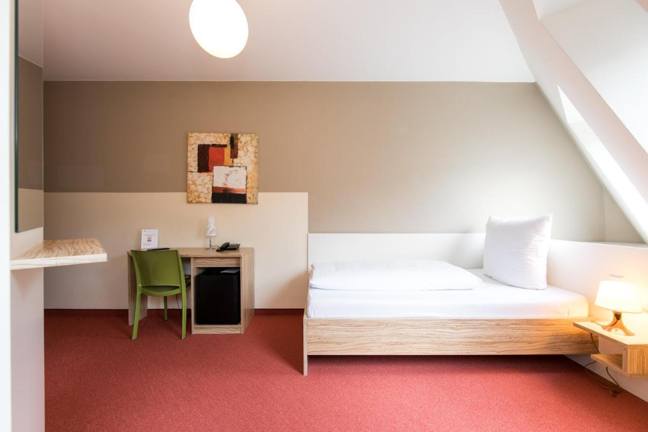 Hotel Nu Wave - Digital Check-in 2025 Berlim